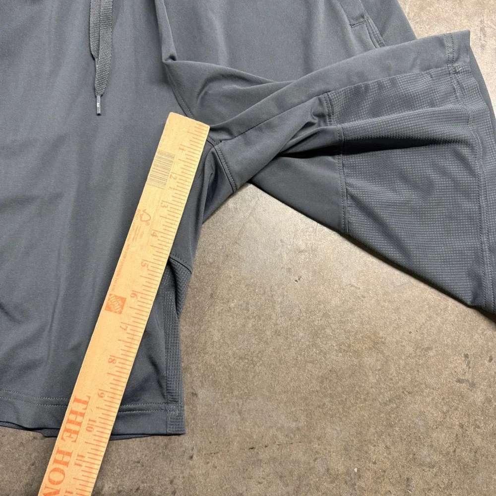 Under Armour‎ Mens Gray Loose Fit Mesh Panel Athletic Basketball Shorts Small